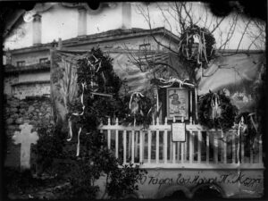 Ο τάφος του Παύλου Μελά σε φωτογραφία του Λεωνίδα Παπάζογλου (1904)