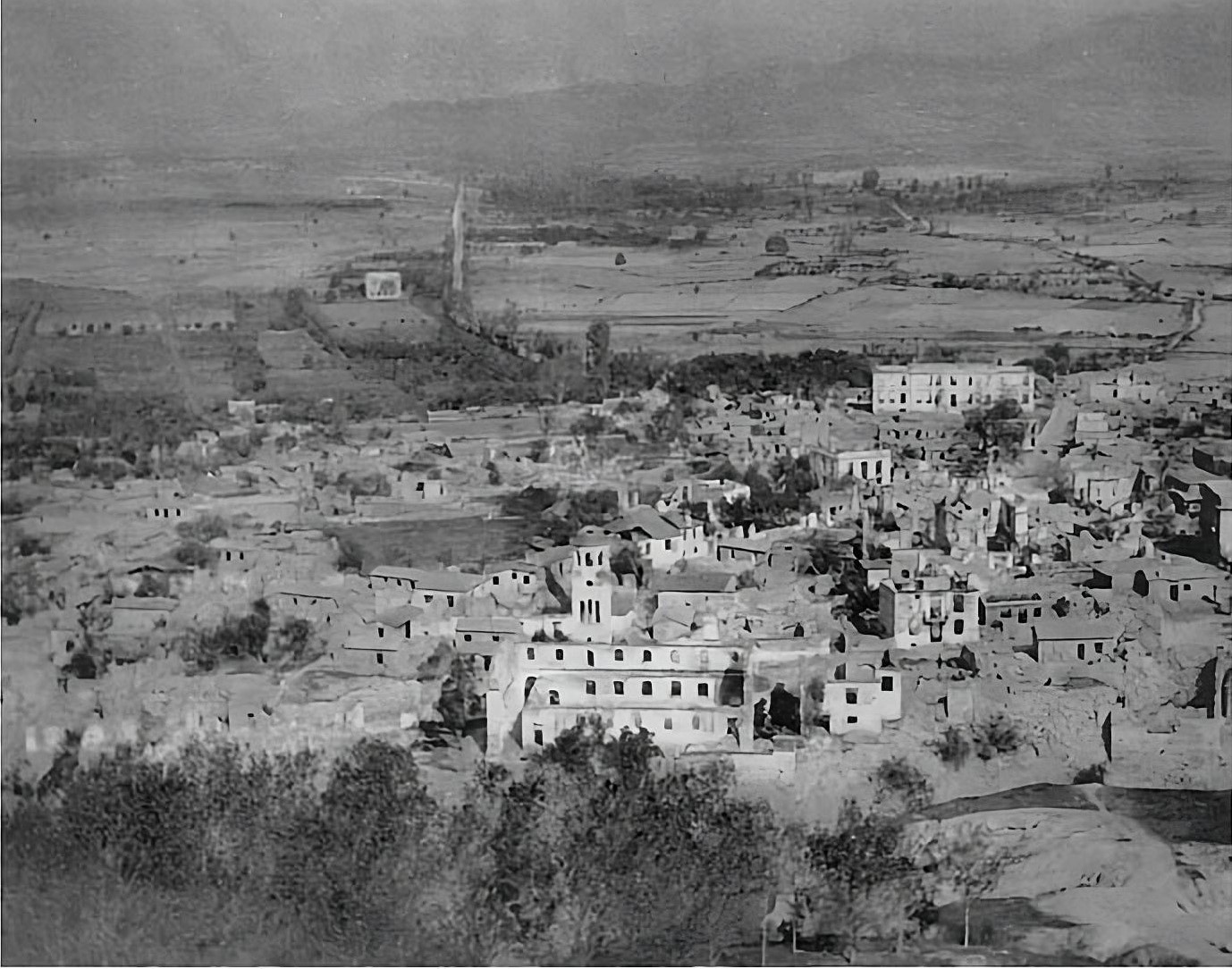 Τα Σέρβια σε μεταπολεμική φωτογραφία.
